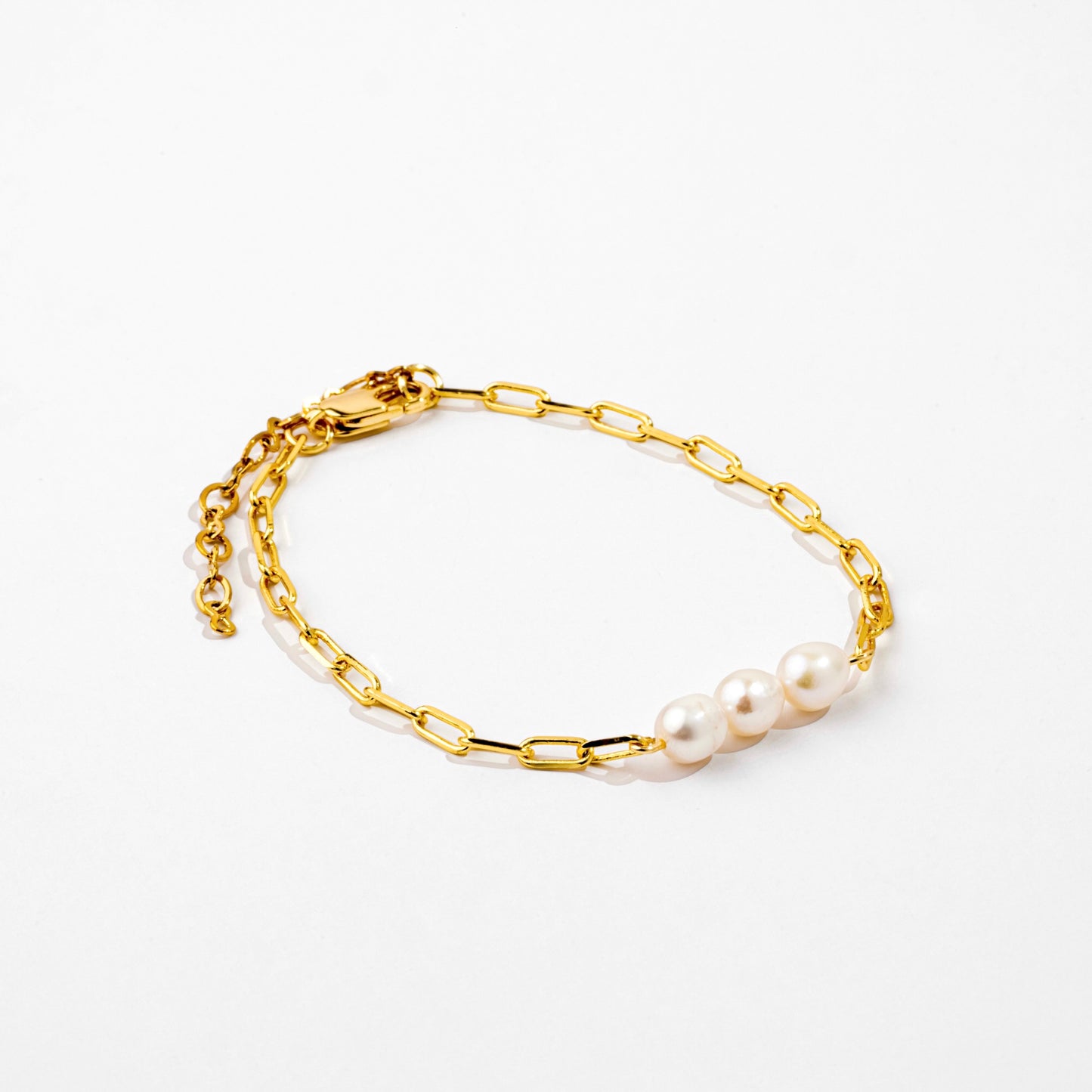 Hala bracelet