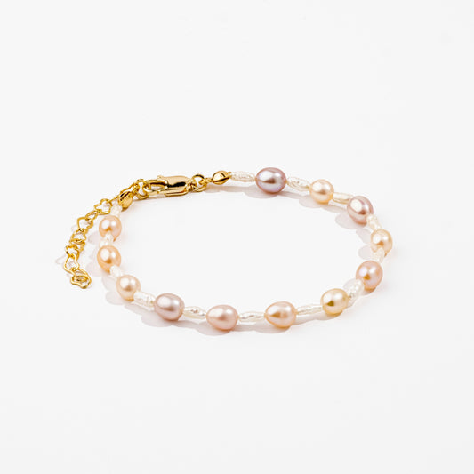 Pink pearl bracelet