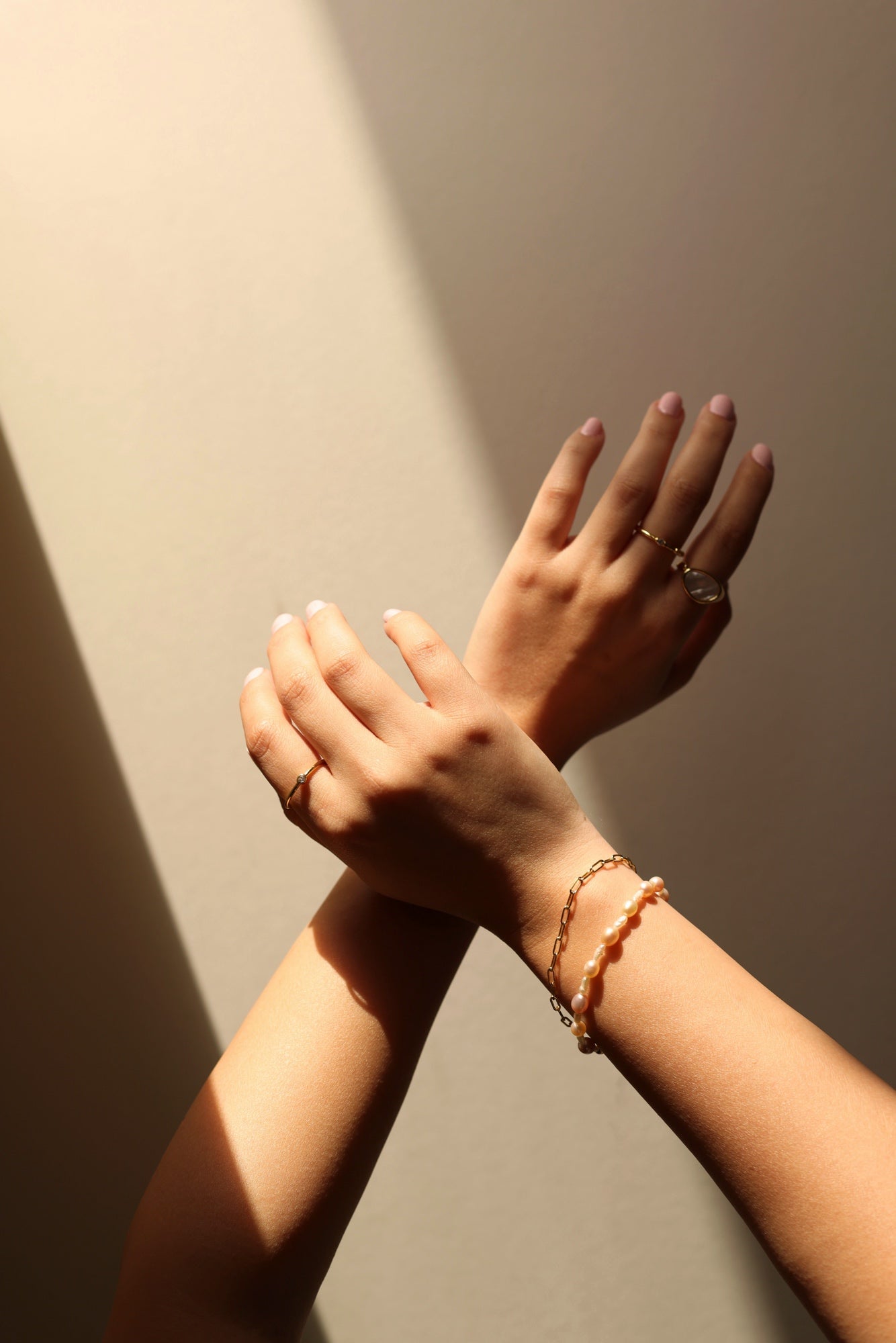 Pink pearl bracelet