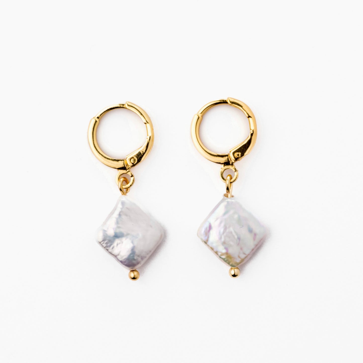 Nür pearl earrings