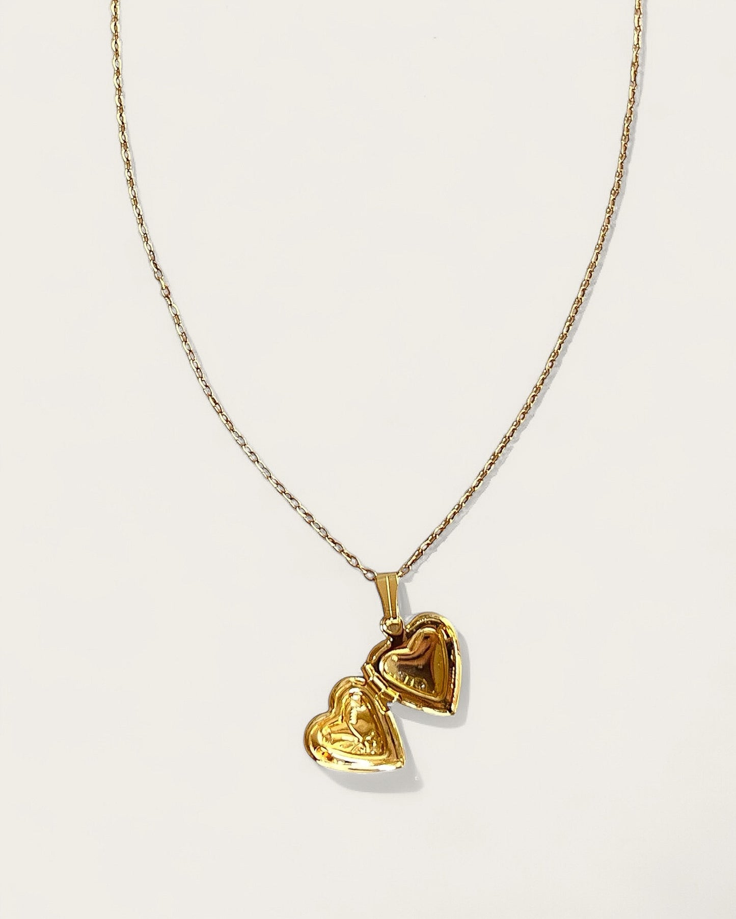 Mini heart locket necklace II