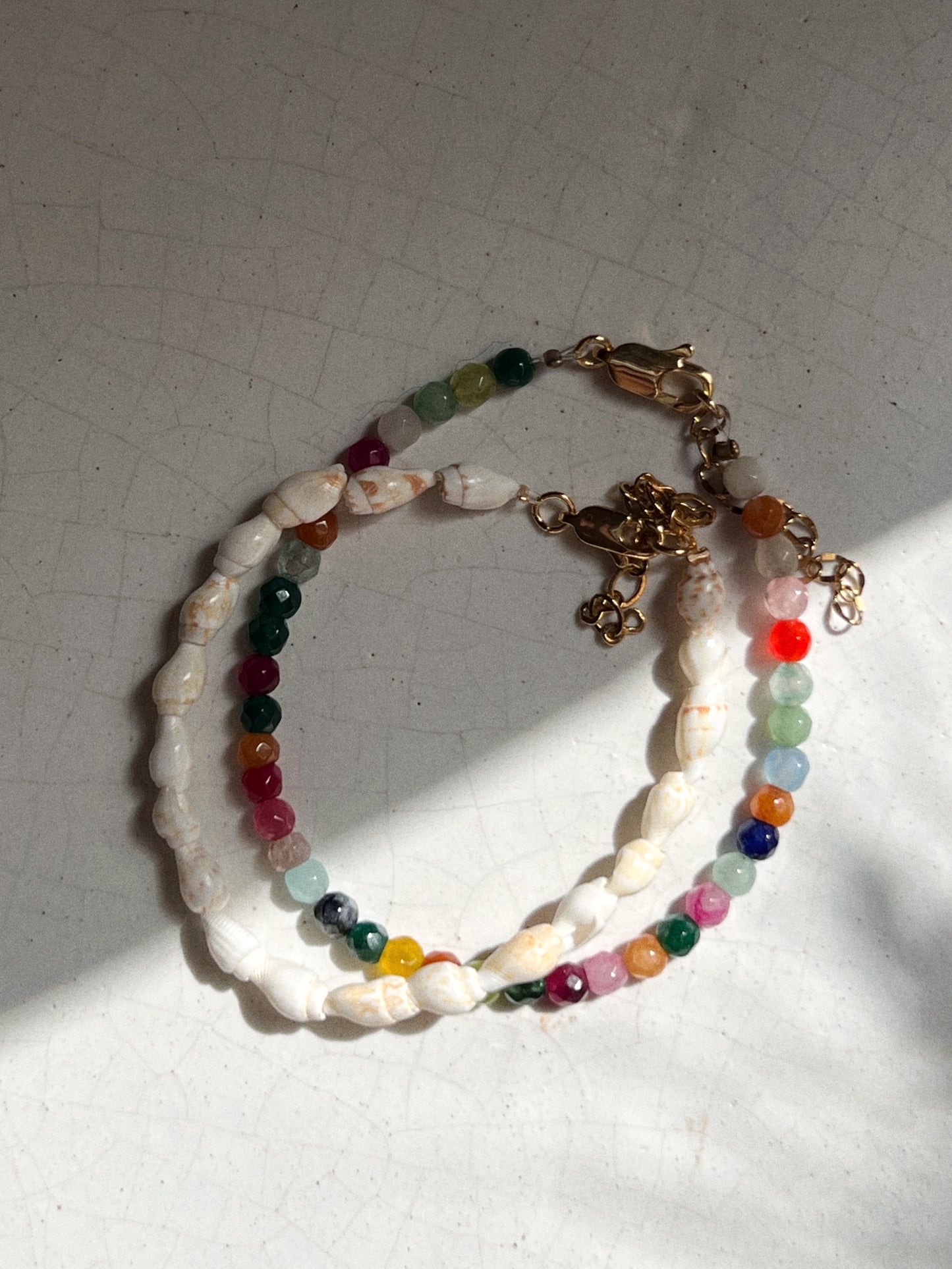 Agate, shells bracelets